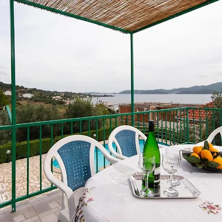 Ferienhaus Fuer 10 Personen In Viganj, Dalmatien Sueddalmatien Holiday home